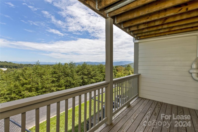 Property image 2 at 73 Rotunda Circle, Asheville, NC 28806