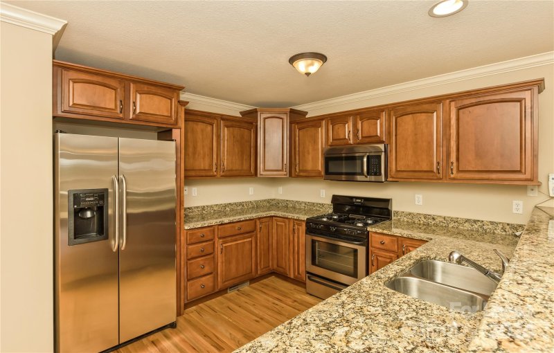 Property image 5 at 73 Rotunda Circle, Asheville, NC 28806