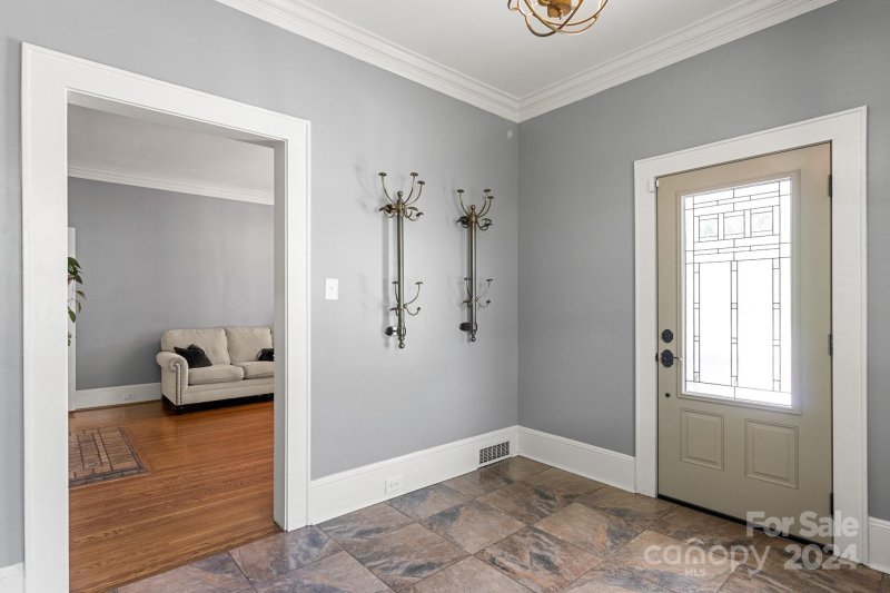 Property image 3 at 221 Ridgeway Avenue, Statesville, NC 28677