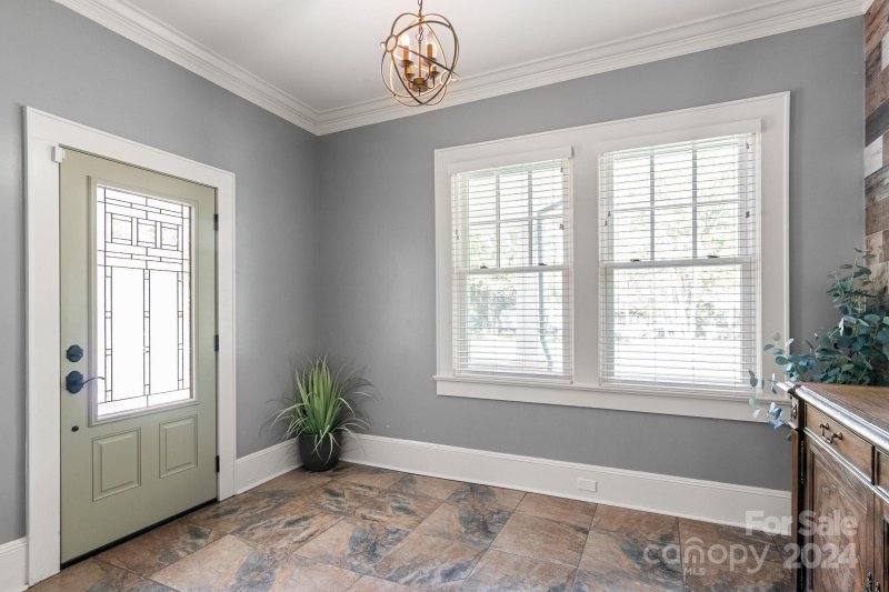 Property image 4 at 221 Ridgeway Avenue, Statesville, NC 28677