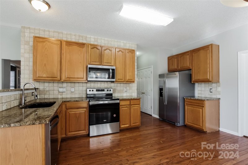 Property image 5 at 10802 Gold Pan Road, Charlotte, NC 28215