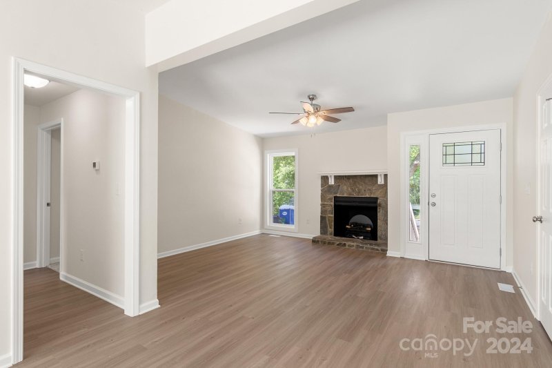 Property image 3 at 11103 Mallard Crossing Drive, Charlotte, NC 28262