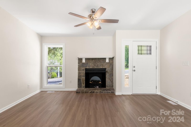 Property image 4 at 11103 Mallard Crossing Drive, Charlotte, NC 28262