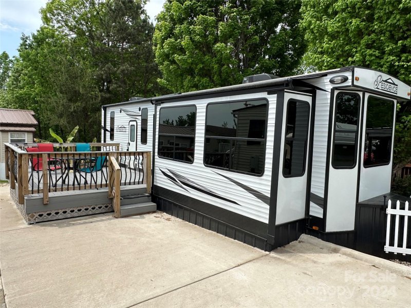 103 S Cardinal Drive