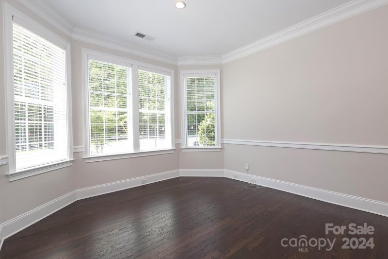 Property image 3 at 17430 Langston Drive, Charlotte, NC 28278