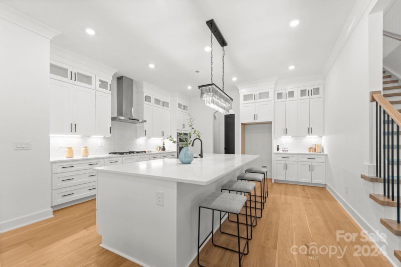 Property image 4 at 6070 Charing Place, Charlotte, NC 28211