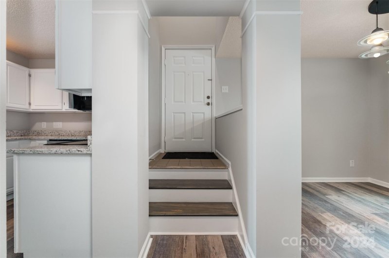 Property image 5 at 9211 Ravenwing Drive, Charlotte, NC 28262