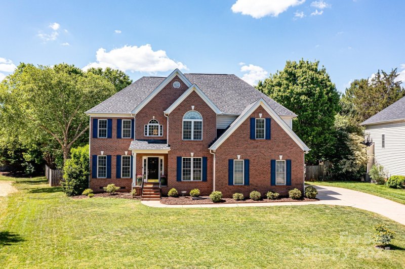 4819 Stowe Ridge Lane