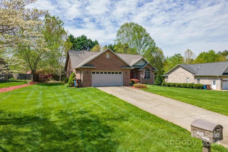 Property image 5 at 3629 25th Street Place, Hickory, NC 28601