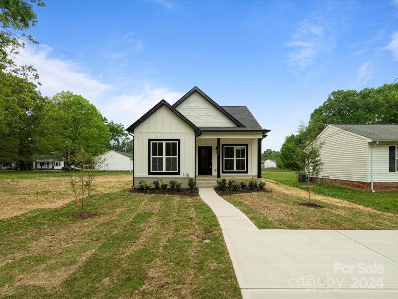 Property image 3 at 1050 Henderson Street, Rock Hill, SC 29730