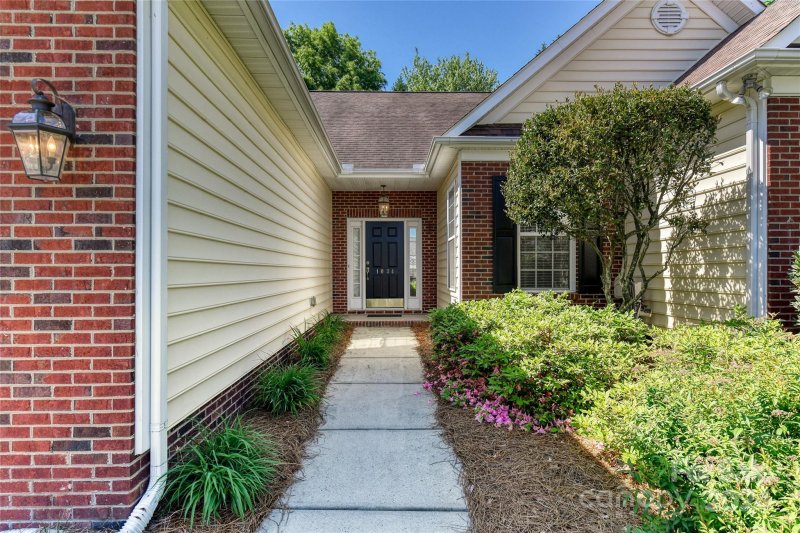 Property image 2 at 1034 Platinum Drive, Fort Mill, SC 29708