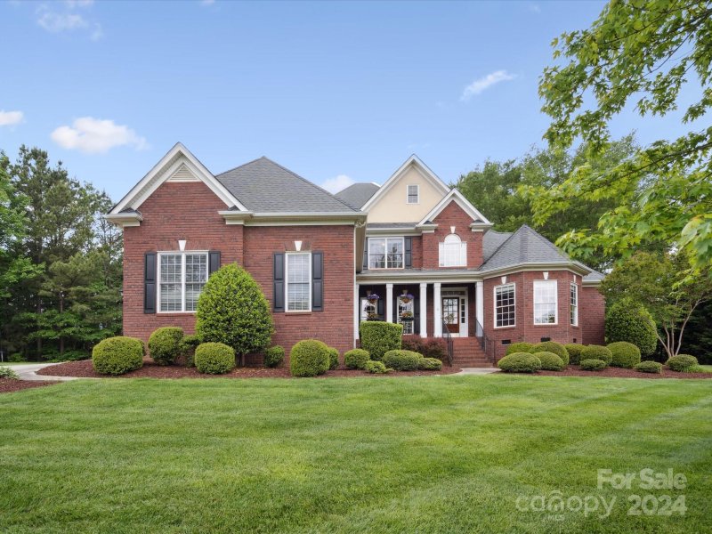 1271 Sawgrass Drive