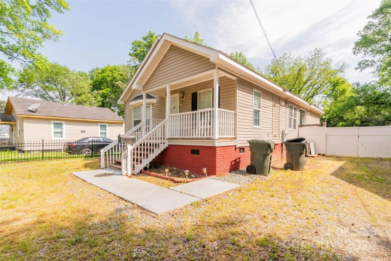 Property image 2 at 420 Baker Street Extension, Rock Hill, SC 29730