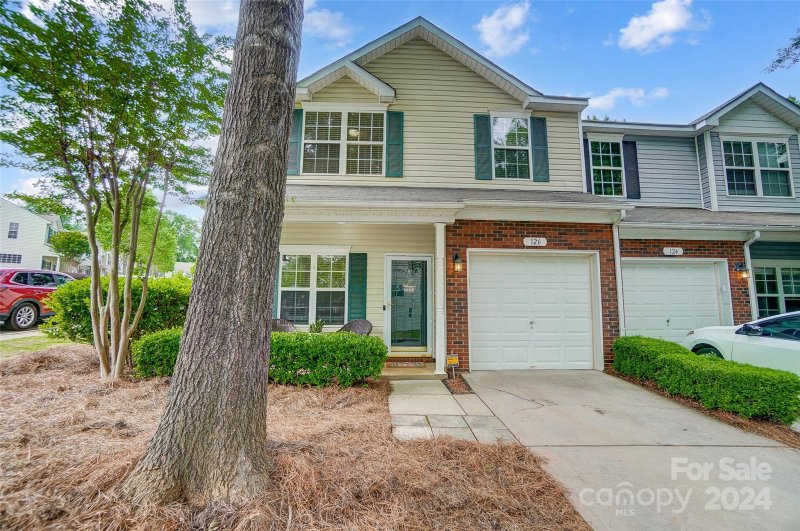 Property image 2 at 126 Rapids Road, Fort Mill, SC 29715