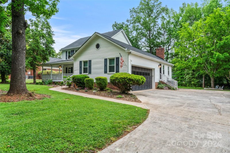 Property image 2 at 1047 Eagle Drive, Rock Hill, SC 29732