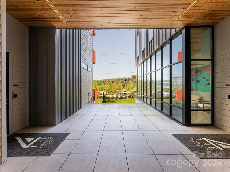 Property image 4 at 68 Craven Street, Asheville, NC 28806