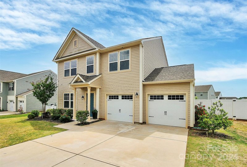 Property image 2 at 1019 Brooksland Place, Waxhaw, NC 28173