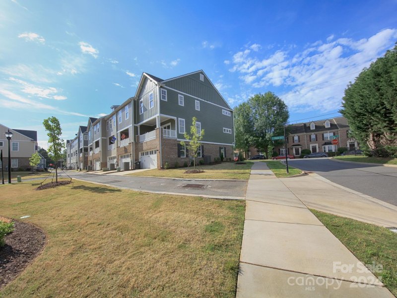 Property image 4 at 372 Armour Street, Davidson, NC 28036