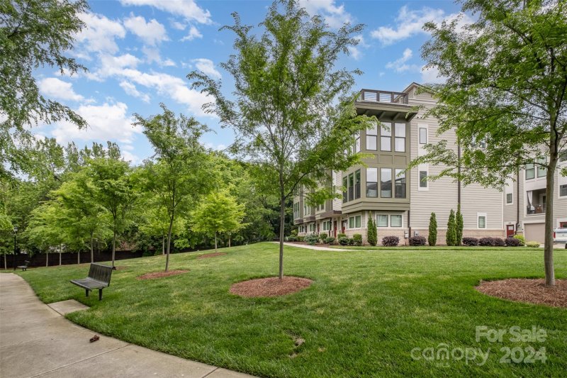 Property image 2 at 319 Uptown West Drive, Charlotte, NC 28208