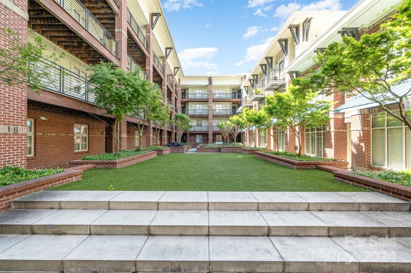 Property image 2 at 1101 W 1st Street, Charlotte, NC 28202