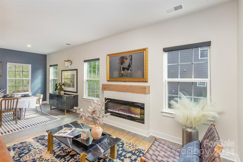 Property image 4 at 10344 Paper Birch Drive, Charlotte, NC 28215