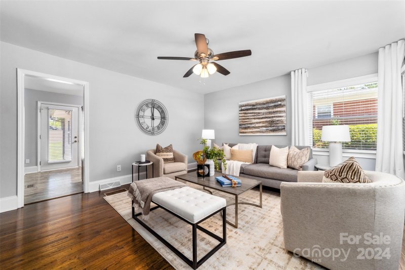 Property image 5 at 3409 Dunaire Drive, Charlotte, NC 28205