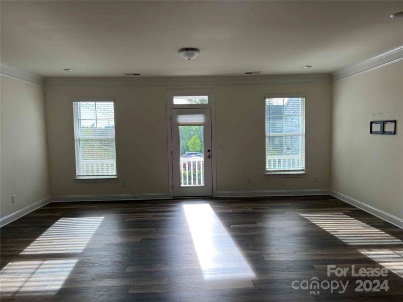 Property image 5 at 10323 Glenmere Creek Circle, Charlotte, NC 28262