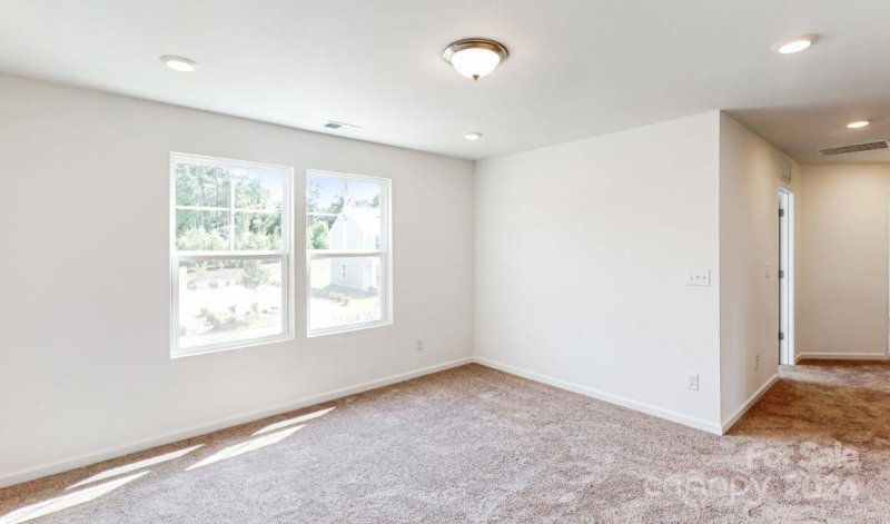 Property image 5 at 8606 Acadia Parkway, Sherrills Ford, NC 28673