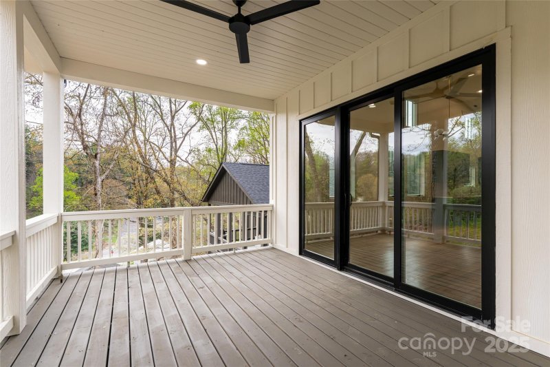 Property image 4 at 114 Unadilla Avenue, Asheville, NC 28803