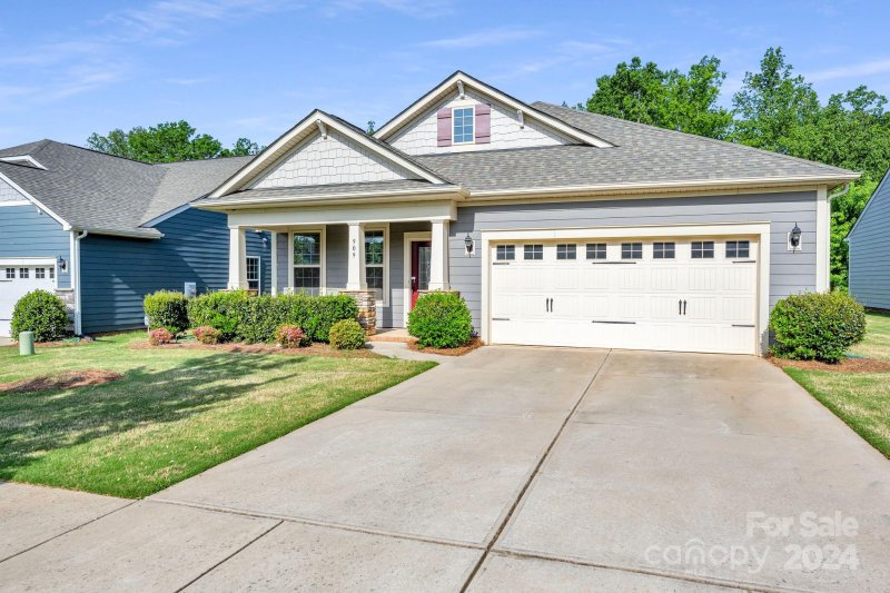 Property image 2 at 909 Mayapple Way, Belmont, NC 28012