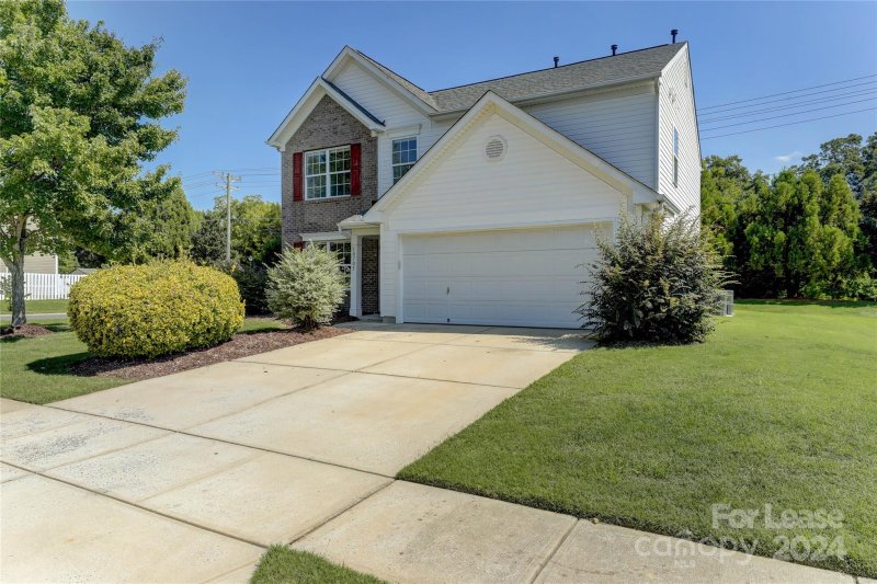 Property image 2 at 10705 Mountain Springs Drive, Charlotte, NC 28278