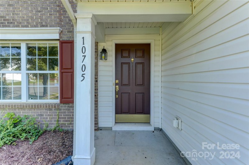 Property image 4 at 10705 Mountain Springs Drive, Charlotte, NC 28278