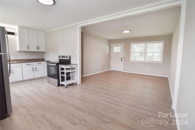 Property image 5 at 4706 Monmouth Drive, Charlotte, NC 28269