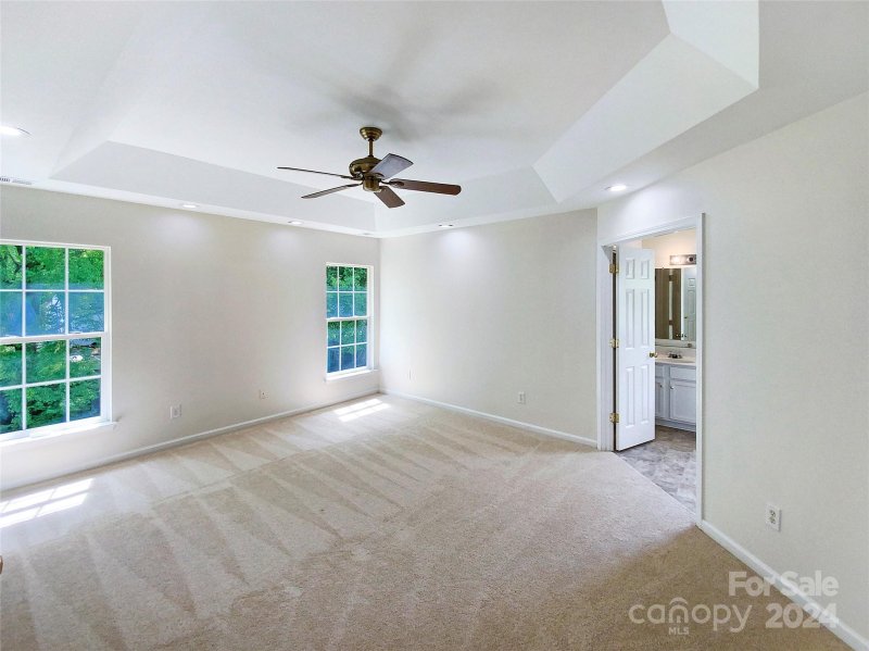 Property image 5 at 1009 Meadowbrook Lane, Concord, NC 28027