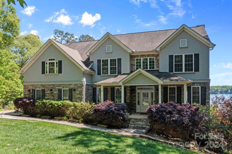 Property image 4 at 175 High Lake Drive, Statesville, NC 28677