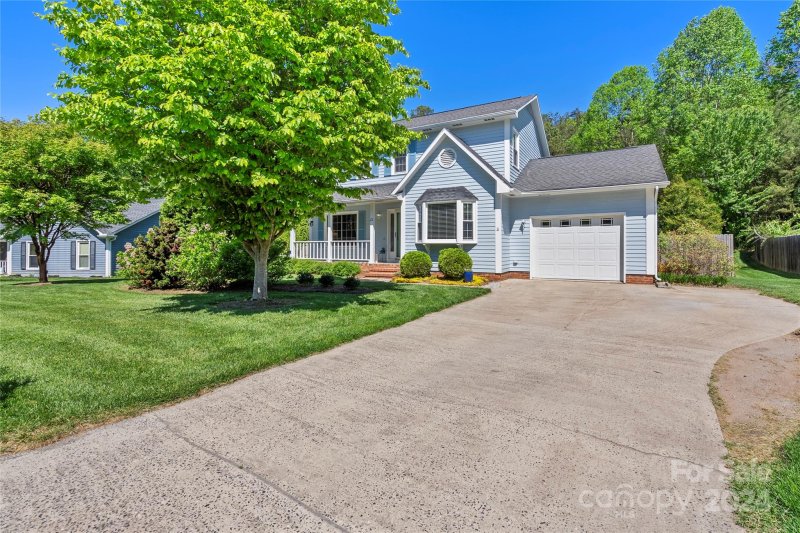 Property image 4 at 23 Marlwood Court, Asheville, NC 28804