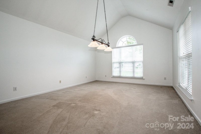 Property image 4 at 142 Lamplighter Lane, Mooresville, NC 28115