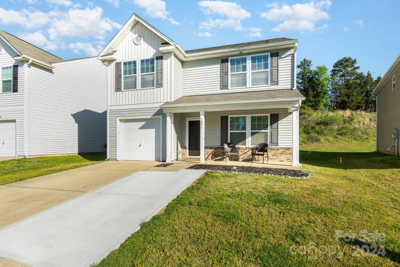 Property image 2 at 1051 Manston Place, Concord, NC 28025