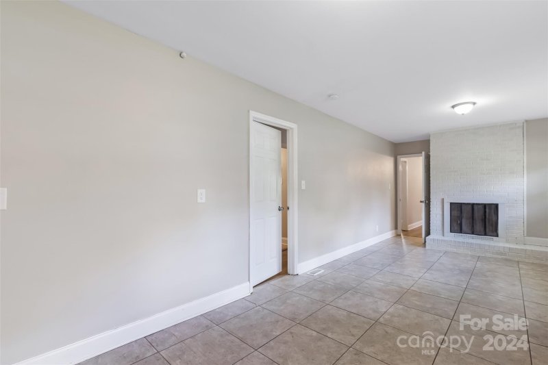 Property image 5 at 234 Short Hills Drive, Charlotte, NC 28217