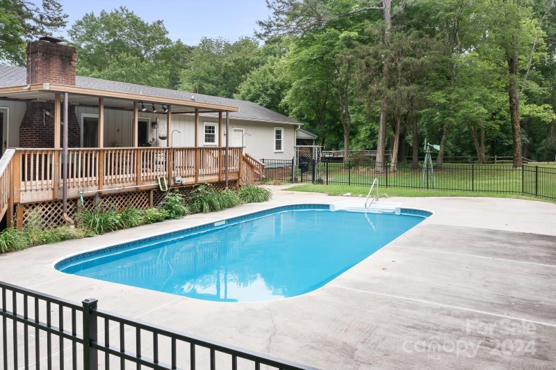 Property image 3 at 5106 Teakwood Drive, Kannapolis, NC 28083