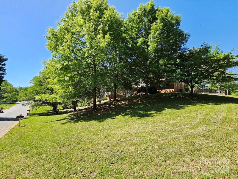 Property image 5 at 10400 Landon Street, Charlotte, NC 28215