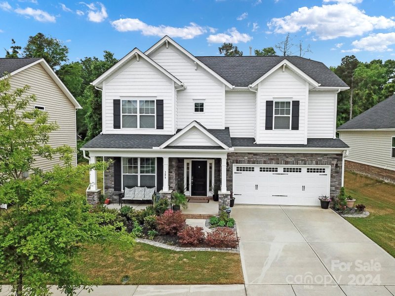 386 Willow Tree Drive
