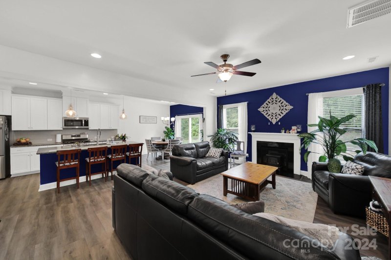 Property image 3 at 386 Willow Tree Drive, Rock Hill, SC 29732
