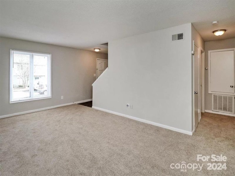 Property image 3 at 1909 Mereview Court, Charlotte, NC 28210