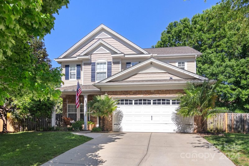 418 Primrose Walk