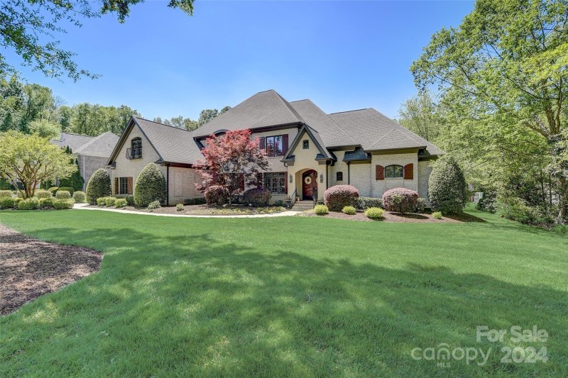 Property image 2 at 8905 Whirlaway Lane, Waxhaw, NC 28173