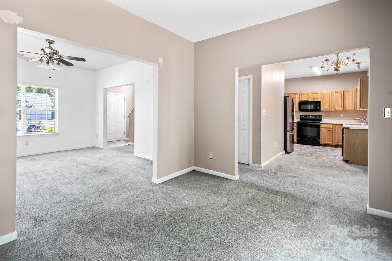 Property image 5 at 8214 Pozzi Road, Charlotte, NC 28216