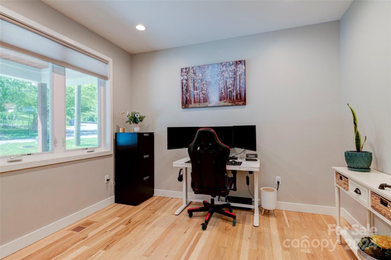 Property image 4 at 969 New Haw Creek Road, Asheville, NC 28805