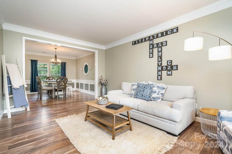 Property image 5 at 808 Thornapple Court, Lake Wylie, SC 29710