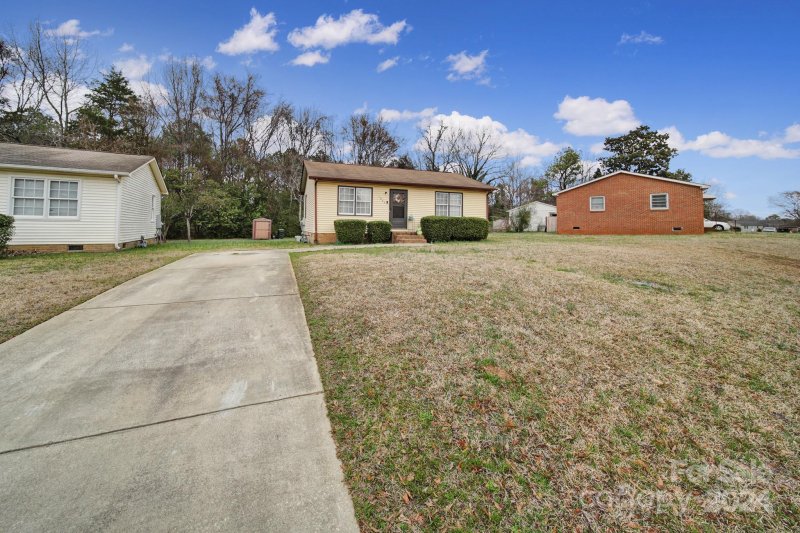 Property image 3 at 1944 Gilmore Road, Rock Hill, SC 29730